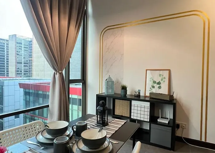Breeze Cottage@Empire Damansara